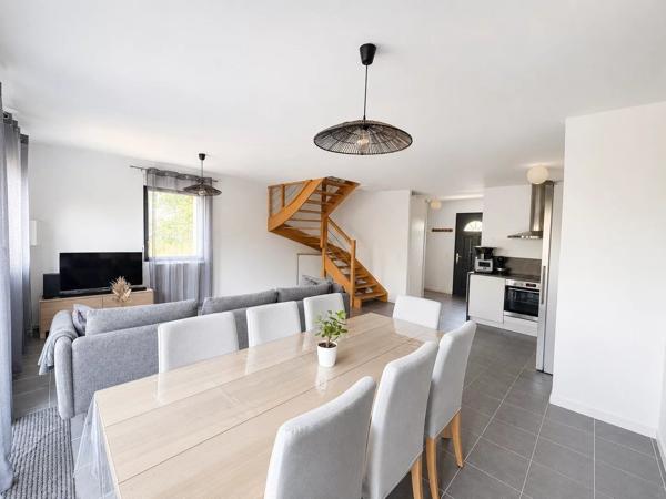 Vente                                                      Maison
                        
                                         78 m2                     à Bouaye