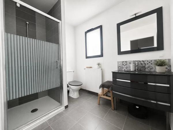 Vente                                                      Maison
                        
                                         78 m2                     à Bouaye
