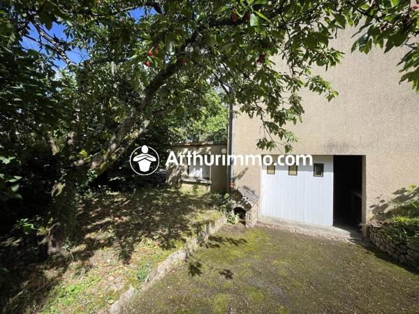 Vente                                                      Maison
                        
                     5 pièces                      112 m2                     à Villaines-la-Juhel