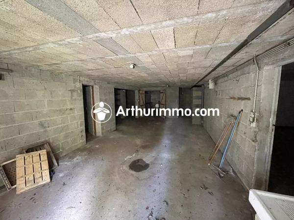 Vente                                                      Maison
                        
                     5 pièces                      112 m2                     à Villaines-la-Juhel