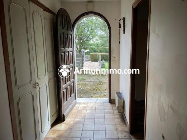 Vente                                                      Maison
                        
                     5 pièces                      112 m2                     à Villaines-la-Juhel