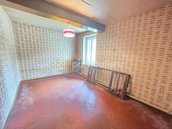 Vente
                Maison117 m² - 4 Pièces -
                    SALIGNY (89100)