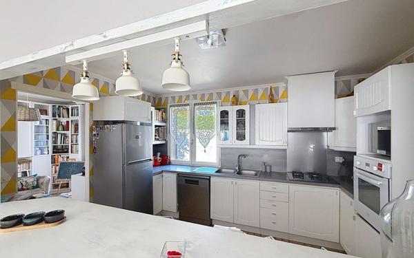 Maison à vendre    4 pièces • 100 m2 Le Pontet