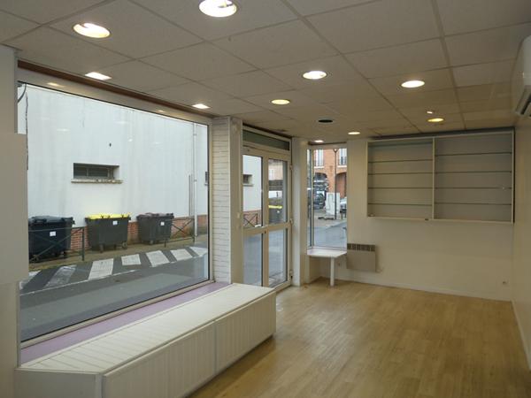 Local commercial plein centre LA FERTE SAINT AUBIN 50m²