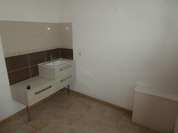 Local commercial plein centre LA FERTE SAINT AUBIN 50m²