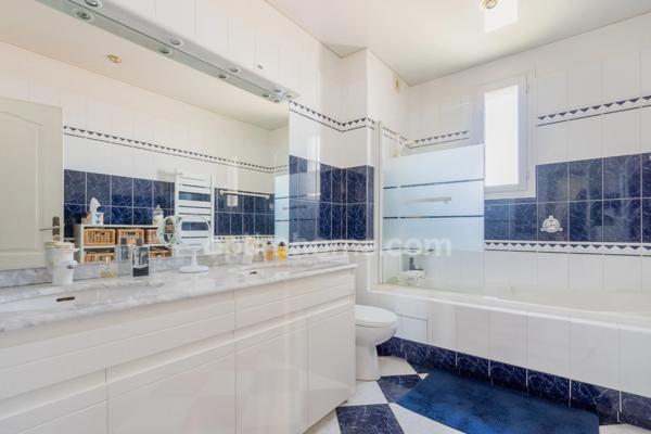 Appartement à vendre 5 pièces LES PAVILLONS SOUS BOIS (93)