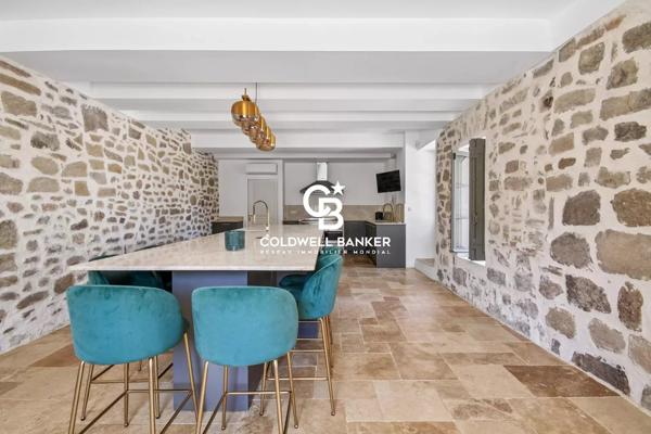 Mas 8 pièces à vendre Le Muy - 83490 / Réf: 21959-VD