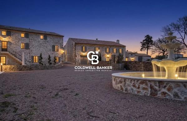 Mas 8 pièces à vendre Le Muy - 83490 / Réf: 21959-VD