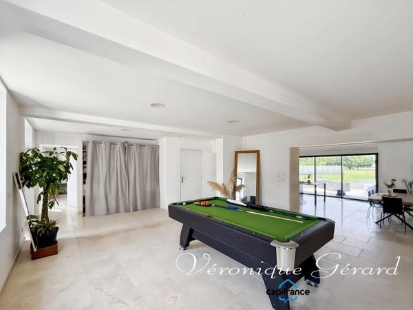 Propriété Equestre avec maison en Pierre de 250 M² avec carrière de 60X40