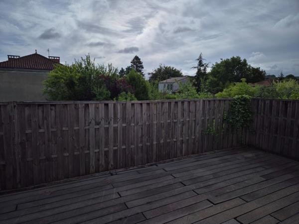 Maison proche gare, terrasse, cour, 3 chambres