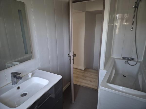 Maison proche gare, terrasse, cour, 3 chambres