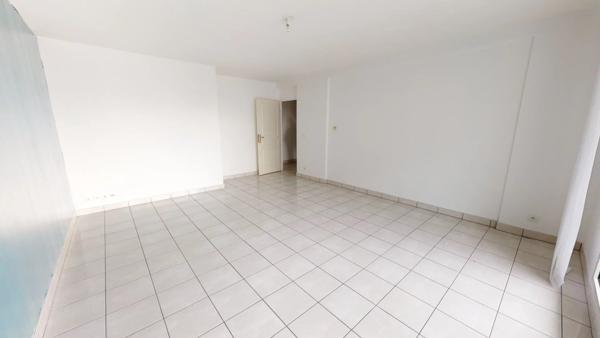 Location Appartement 4 pièces 87 m2 à Chartres