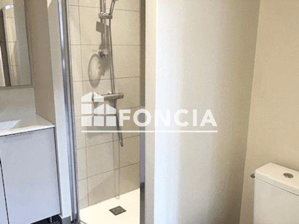 Location Studio 23.14 m² - 13 RUE DE LA REPUBLIQUE Saint-etienne 42000