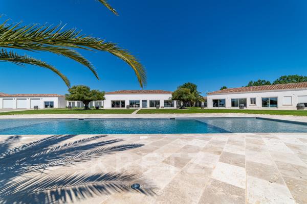Domaine d'exception au coeur de la Camargue avec haut potentiel