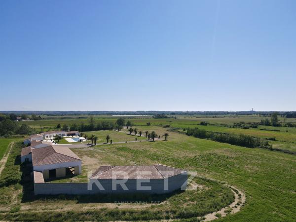 Domaine d'exception au coeur de la Camargue avec haut potentiel