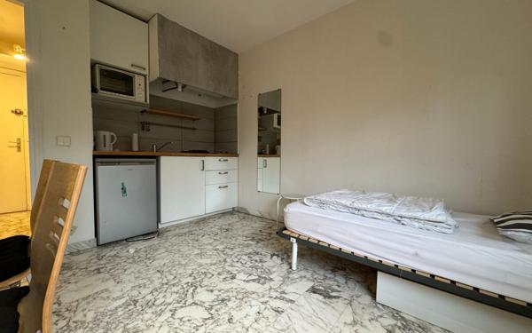Appartement à louer    1 pièce • 17,53 m2 Nice