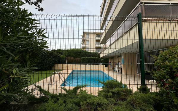 Appartement à louer    1 pièce • 17,53 m2 Nice