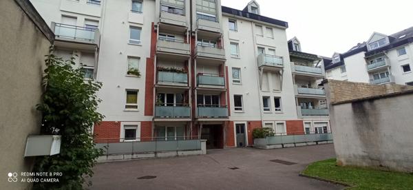 Très bel appartement rénové 1 chambre Rouen avec garage sécurisé dans résidence