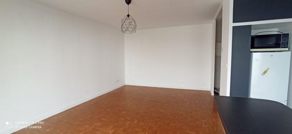 Très bel appartement rénové 1 chambre Rouen avec garage sécurisé dans résidence