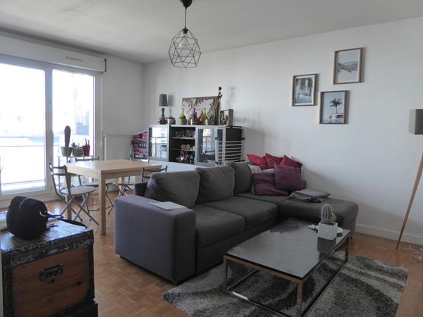 Très bel appartement rénové 1 chambre Rouen avec garage sécurisé dans résidence