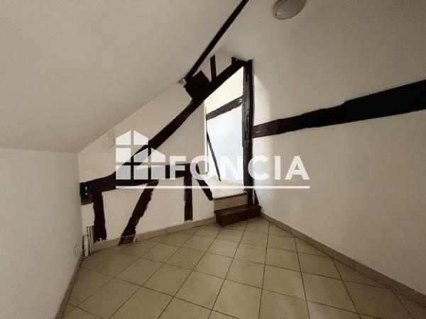 Location Appartement 3 pièces 42.8 m² - 29 RUE PARISIS Dreux 28100