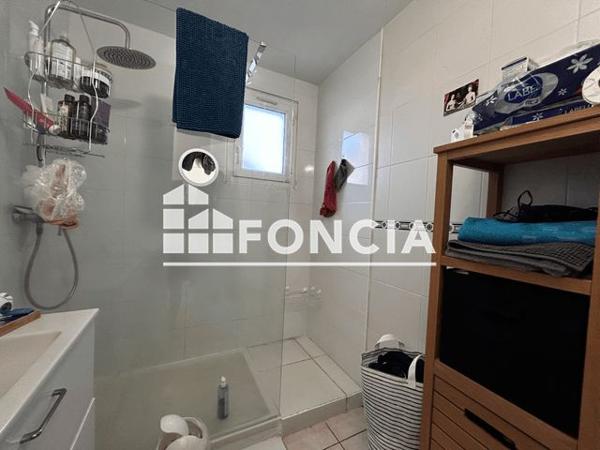 Location Appartement 3 pièces 66.97 m² - 7 RUE DESAIX Chamalieres 63400