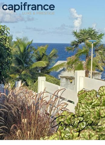 Maison vue mer à vendre 6 pièces LE MOULE (971)