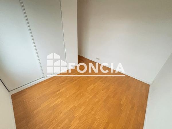 Location Appartement 3 pièces 64.59 m² - 52-54 AVENUE DUMOTEL Cachan 94230