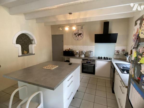 MAISON D'HABITATION - 120 m² - ST EMILIEN DE BLAIN