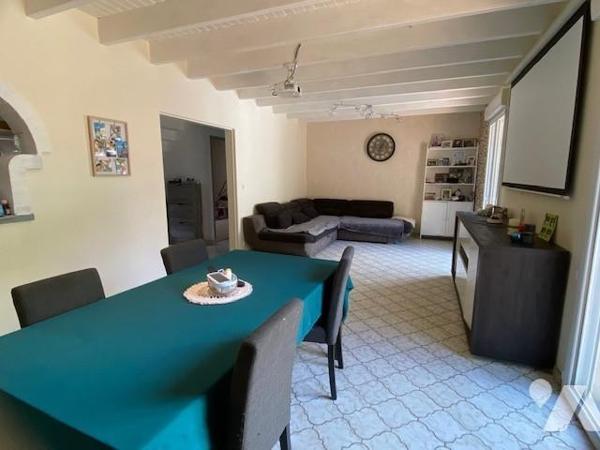 MAISON D'HABITATION - 120 m² - ST EMILIEN DE BLAIN