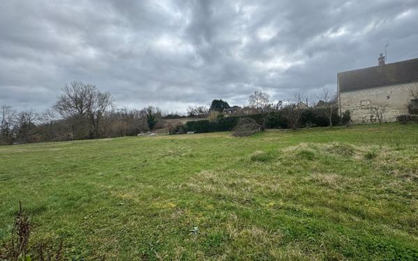 Terrain à vendre    Couffy