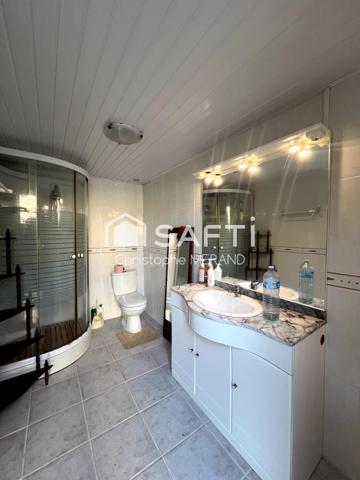 Maison 4 chambres dans le Centre de DANGE avec piscine