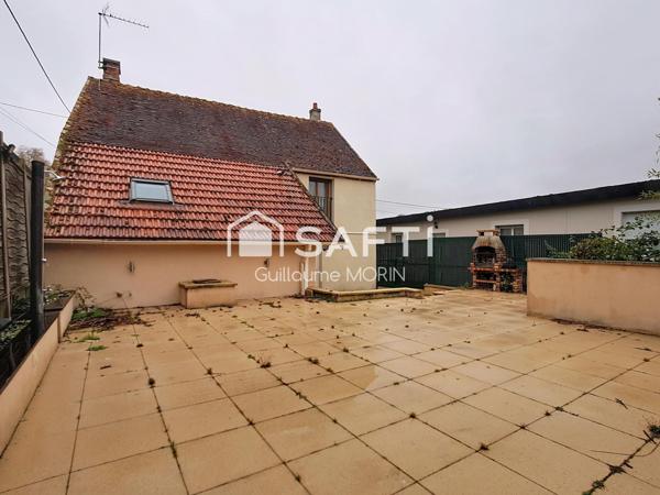 Maison divisée en 2 appartements F2