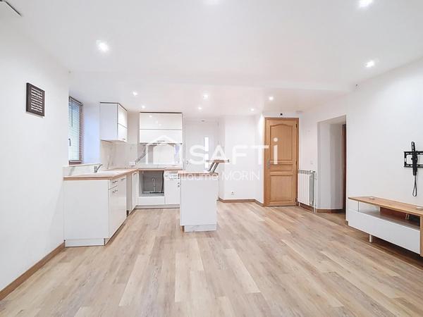 Maison divisée en 2 appartements F2