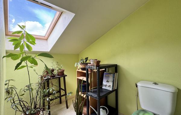 Charmante Maison Traditionnelle avec Jardin, Garage et Terrasse à Bar