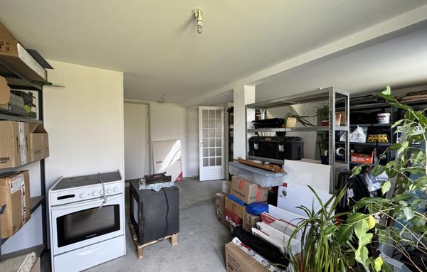 Charmante Maison Traditionnelle avec Jardin, Garage et Terrasse à Bar