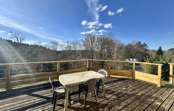 Charmante Maison Traditionnelle avec Jardin, Garage et Terrasse à Bar