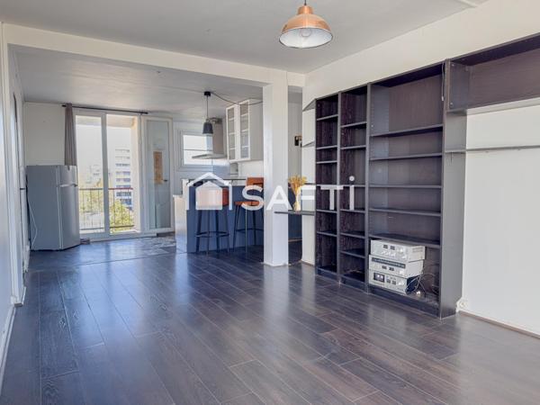 Appartement de type 4, dernier étage,