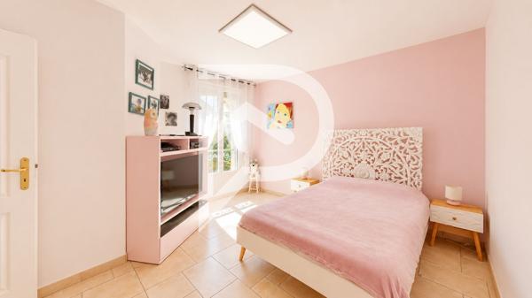 Maison 10 pièces 245 m2