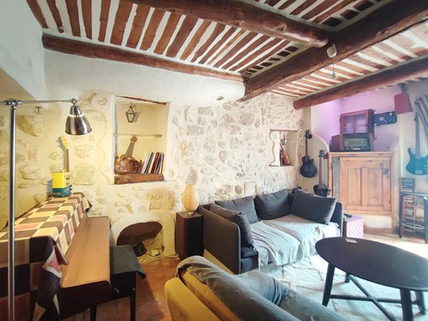 Maison de Village / Appartement de 135 m² à Mallemort