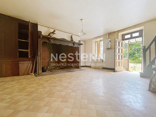 A vendre Maison en pierre à rénover avec grange et terrain de 1500 m² Chamboulive