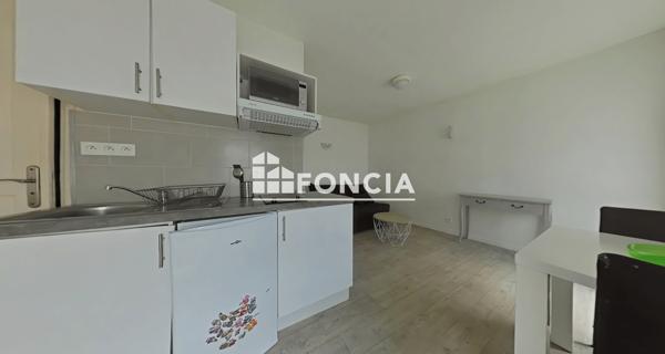 Location Studio meublé 20.05 m² - Lorient 56100
