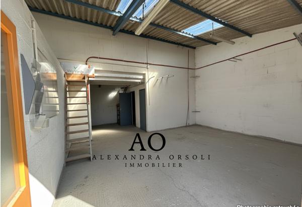 Local Commercial - 175 m²
