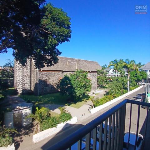 A VENDRE Appartement F4 NEUF- A 2 MN DE LA PLAGE- CENTRE VILLE DE SAINT-LEU