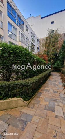 Appartement à PARIS 17E ARRONDISSEMENT, 75017 - 2 pièces 62m²