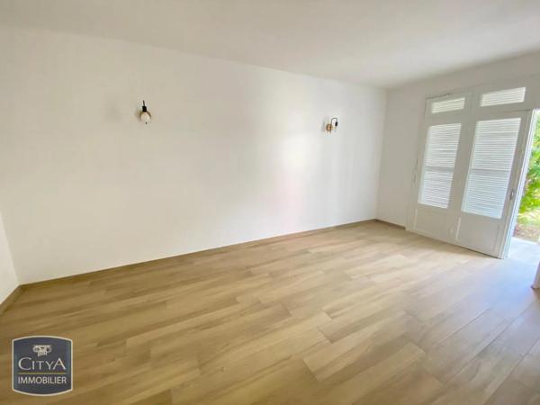 Appartement à louer 1 pièce 41m²