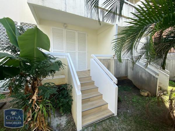 Appartement à louer 1 pièce 41m²