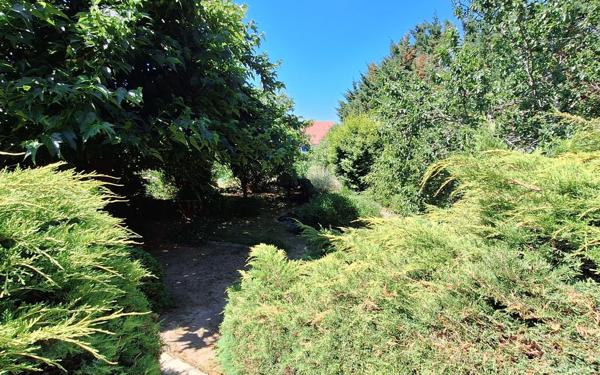 Maison à vendre    6 pièces •  Néris-les-Bains