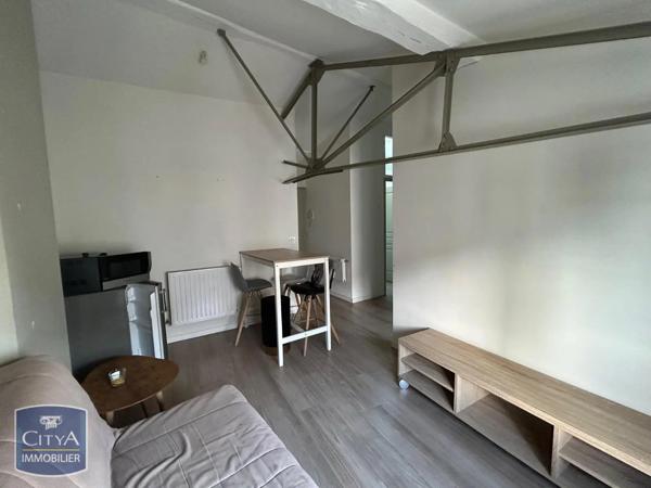 Appartement à louer 2 pièces 28.75m² Niort (79000)
