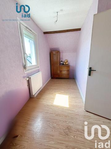 Maison de village 5 pièces de 146 m² à Saint-Martin-sur-le-Pré (51520)